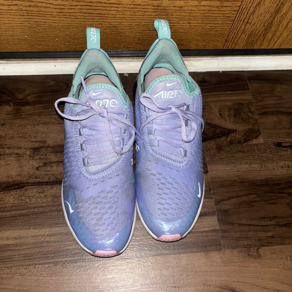 Nike women’s shoe